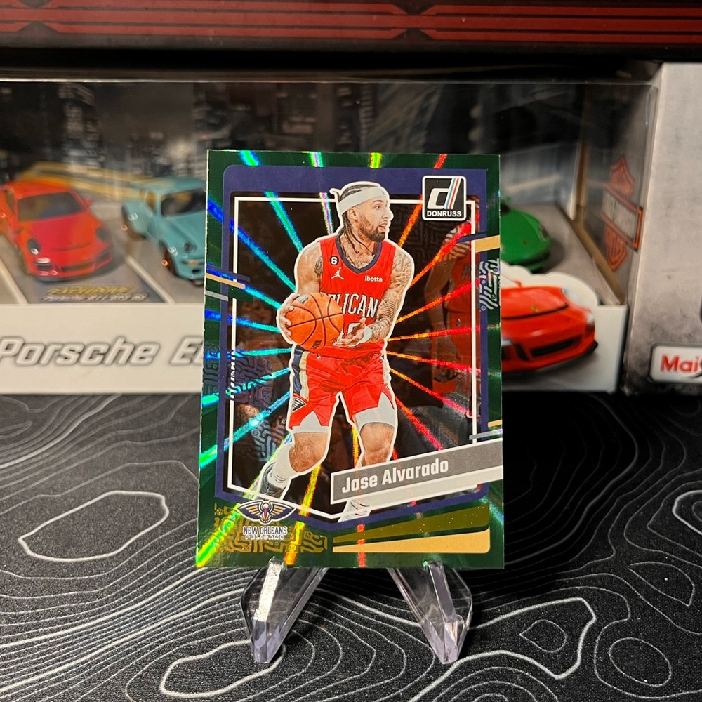 BASKETBALL CARD